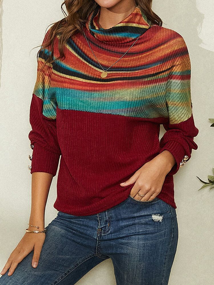 Damski Sweter W Tęczowy Nadruk W Paski Z Golfem I Prążkowanym Golfem