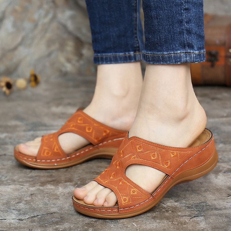 Kobiety Hafty Open Toe Wygodne Casual Slip On Letnie Sandały Na Koturnie